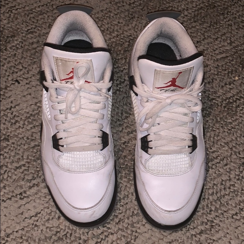 Jordan 4 white cement